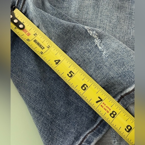 Judy Blue Bermuda Distressed Shorts High Rise Size 1X - Picture 7 of 10